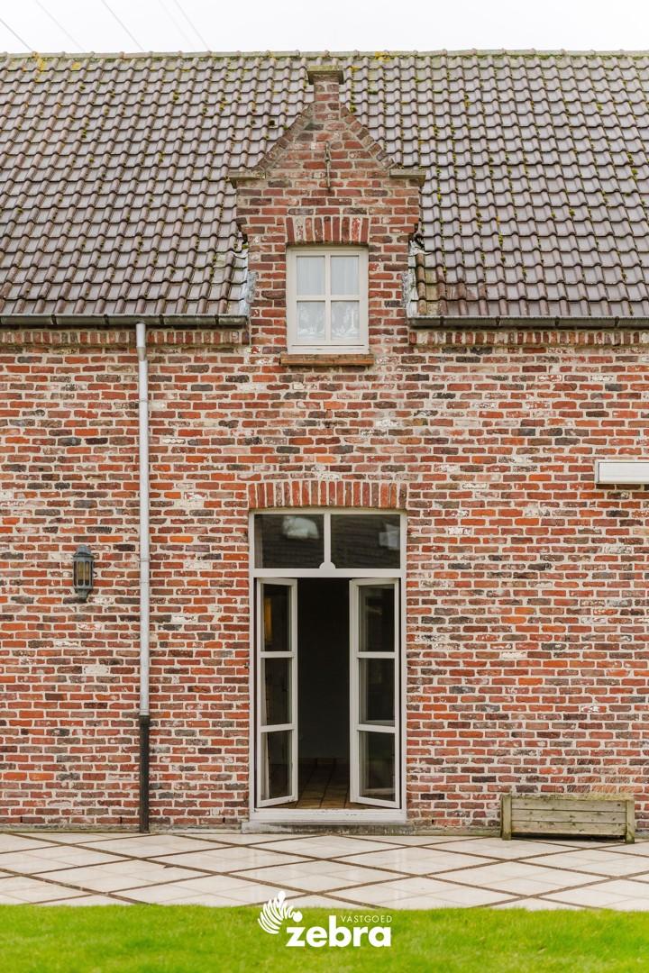 Prachtige charmante villa op een toplocatie te Rumbeke!
