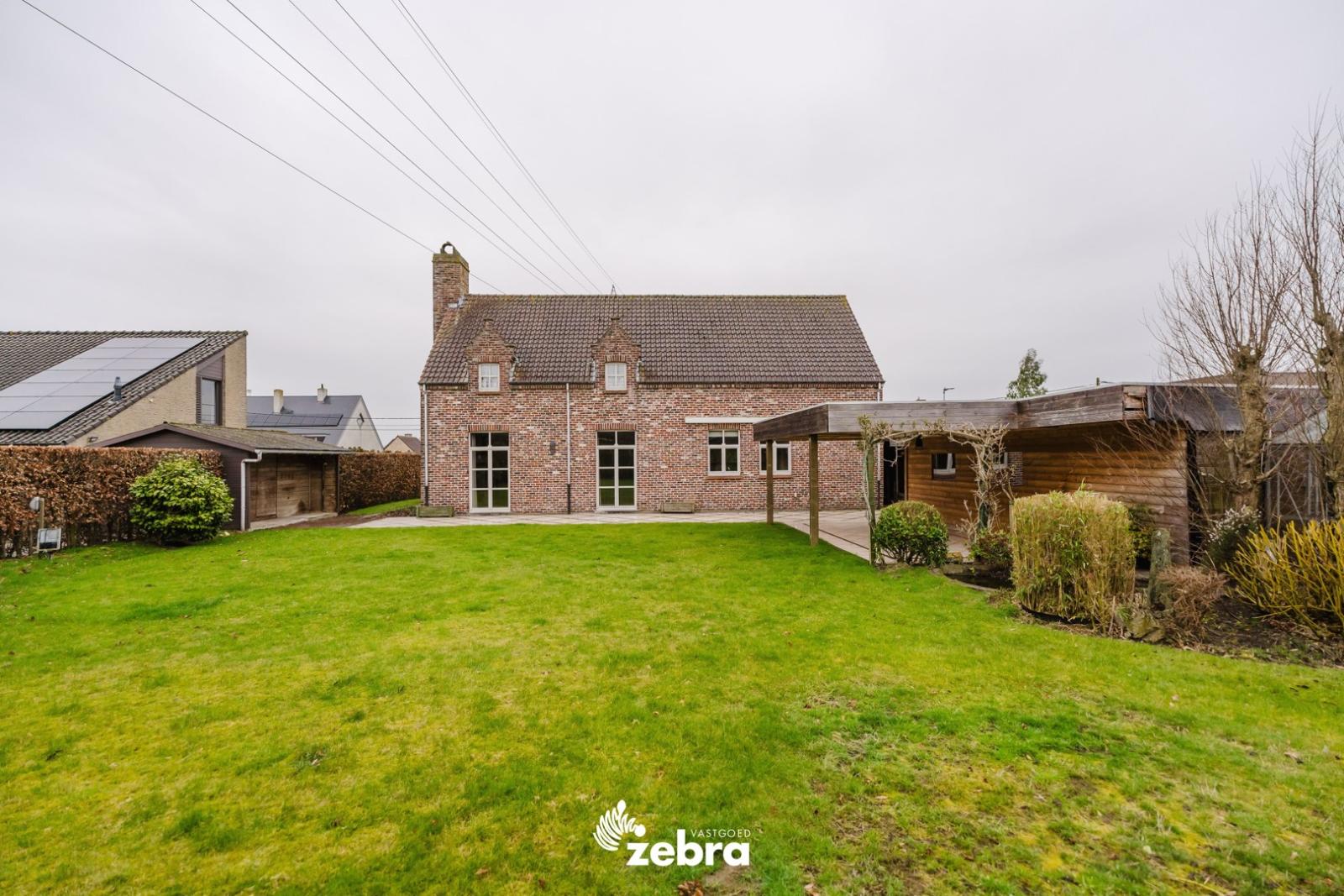 Prachtige charmante villa op een toplocatie te Rumbeke!