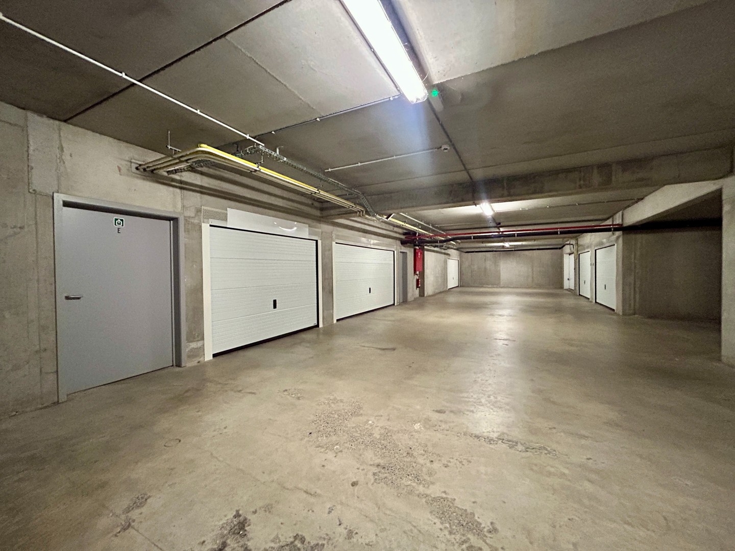 Kelderberging in residentie Conincklijke Passage te centrum Roeselare!