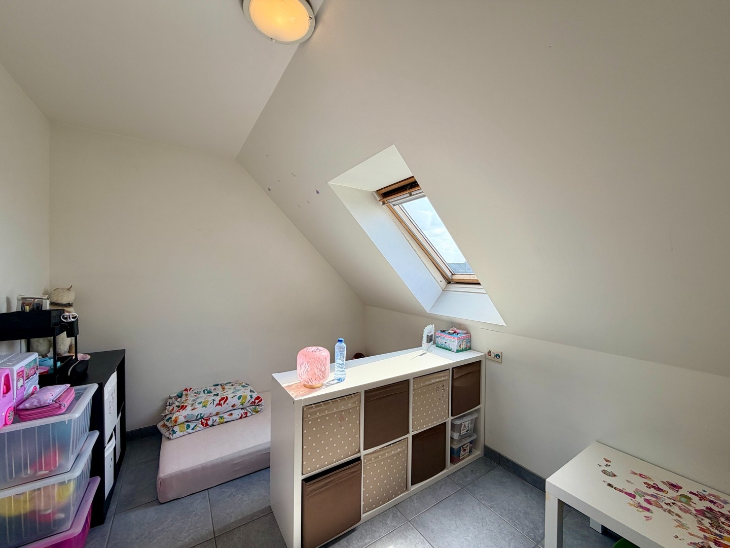 Instapklaar 1-slaapkamerappartement binnen de ring van Tielt!