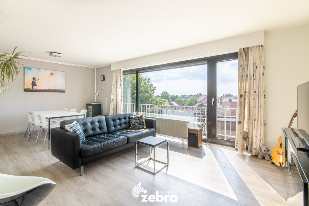 Goed onderhouden appartement met 3 slaapkamers in centrum Tielt!
