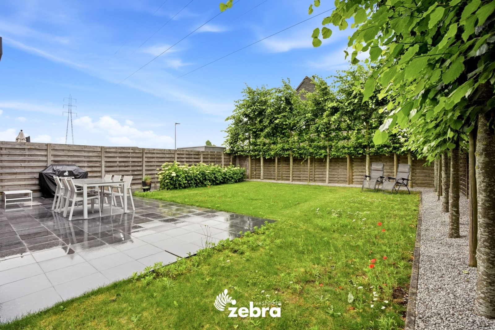 Jonge halfopen woning te Rumbeke!