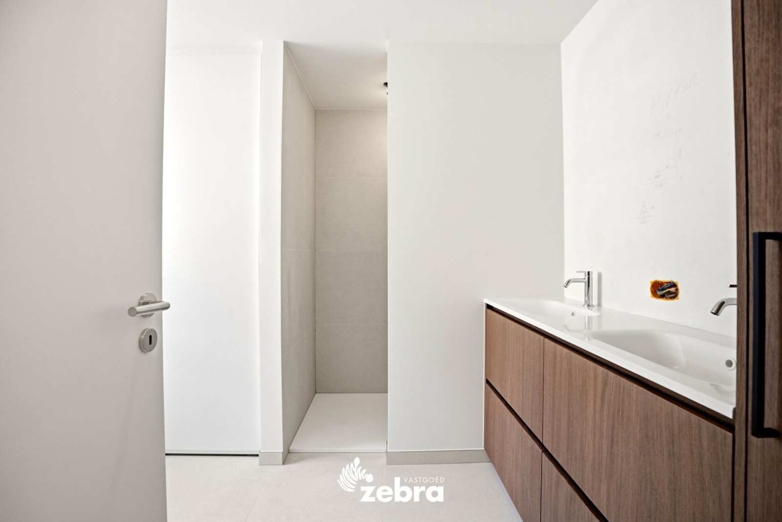 Instapklare woning met EPC-label A, 3 slaapkamers en uitweg nabij centrum Meulebeke!