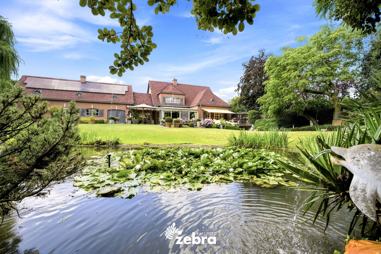 Exclusieve villa op een perceel van bijna 3.000 m² in Meulebeke!