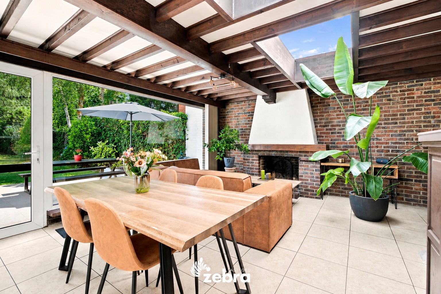 Stevige woning met fantastische tuin in Roeselare!