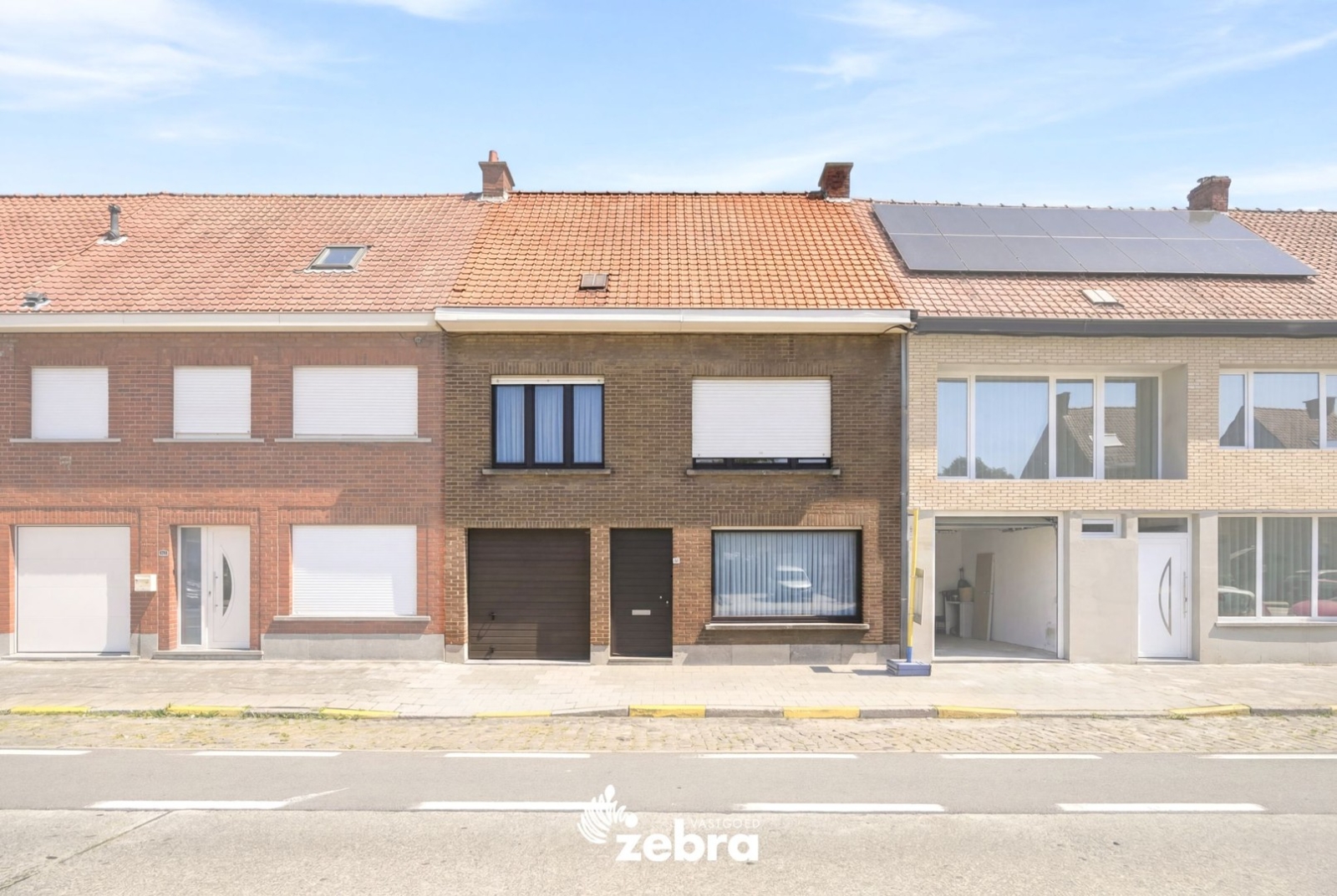 Stevige woning met fantastische tuin in Roeselare!